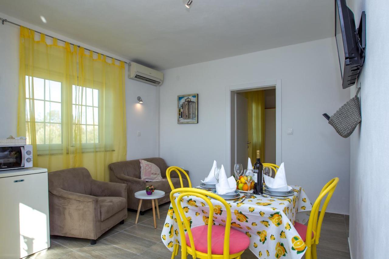 Apartments Luka Rtina Ngoại thất bức ảnh